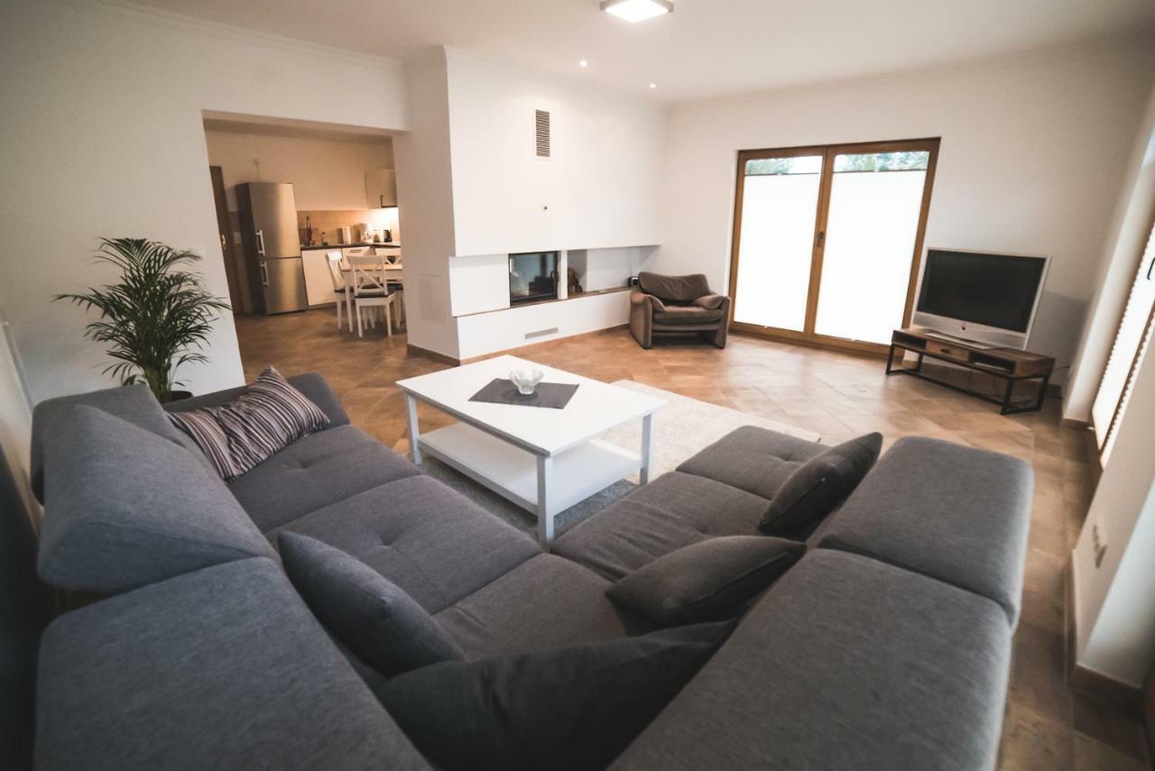Ferienwohnung Am Aubach Шверин Екстериор снимка